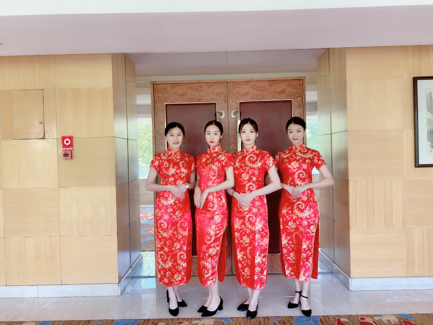 長沙大學(xué)生禮儀團(tuán)隊(duì) 城市形象與青春風(fēng)采的優(yōu)雅名片
